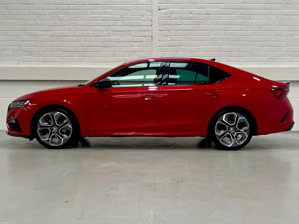 Skoda Octavia VRS 2.0TDI 200bhp 5dr DSG Auto - Image 4
