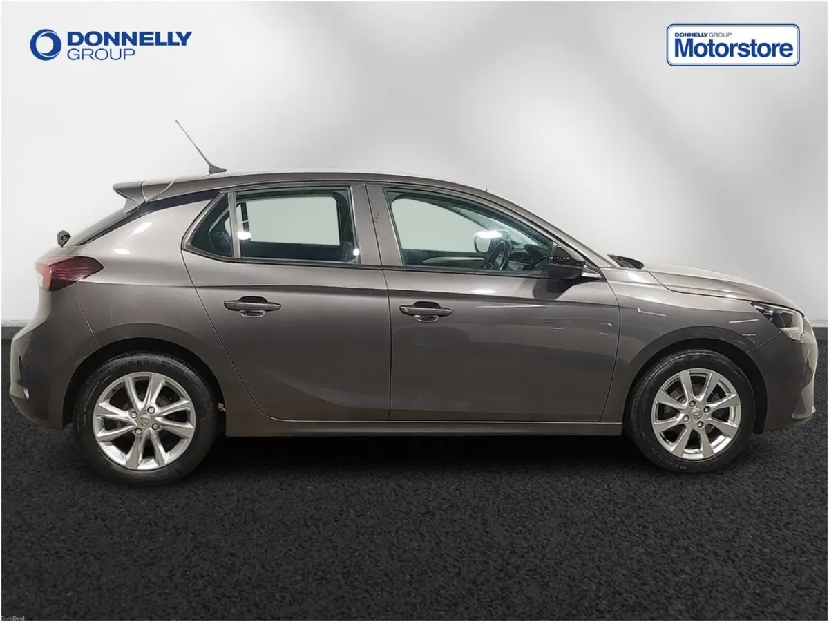 Vauxhall Corsa Hatchback SE - Image 3