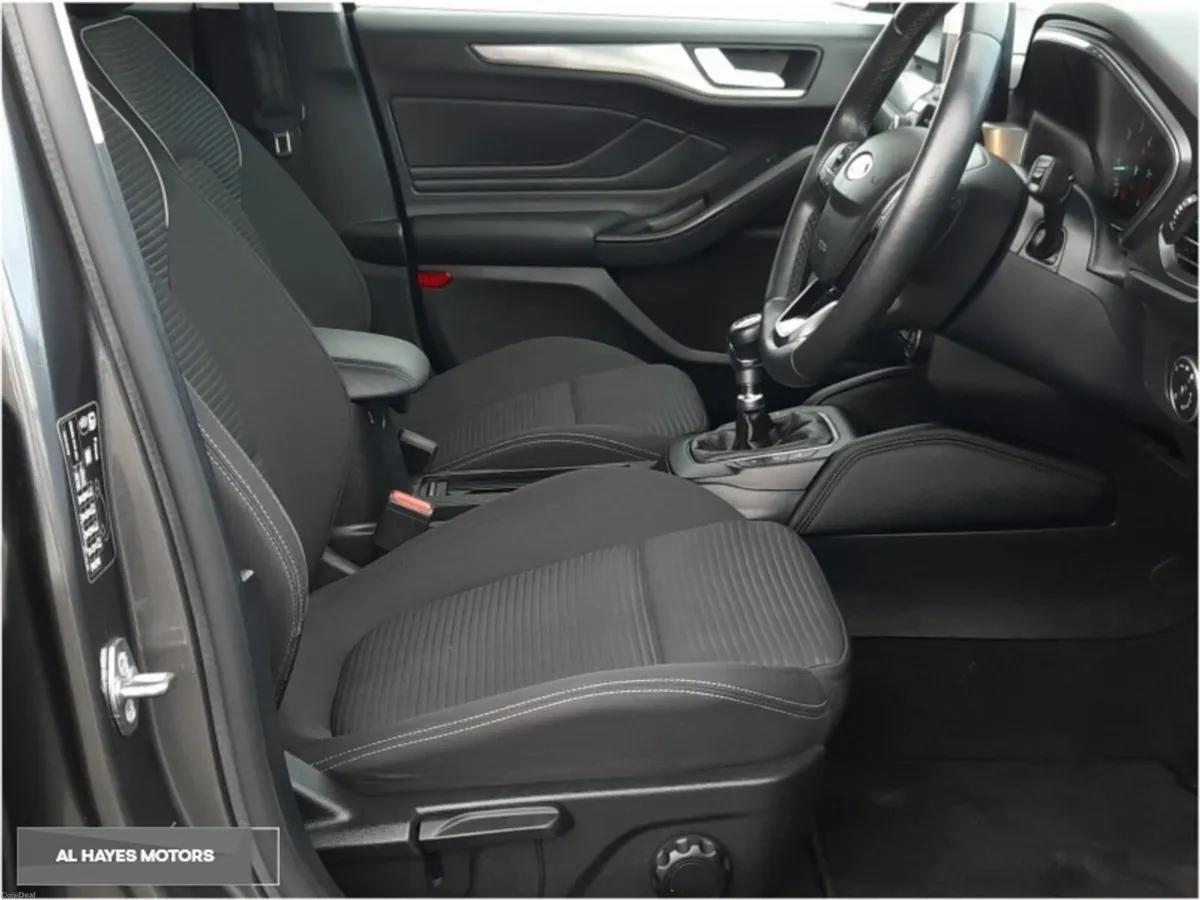 Ford Focus **HEATED SEATS**SPORT MODE** 1.5 TDCi 1 - Image 4