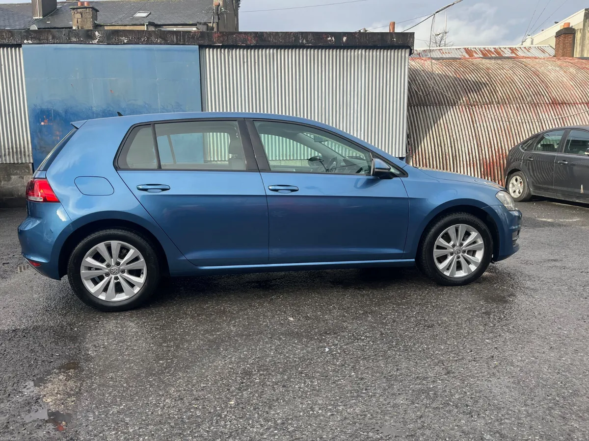 2015 VOLKSWAGEN GOLF COMFORTLINE AUTOMATIC - Image 2