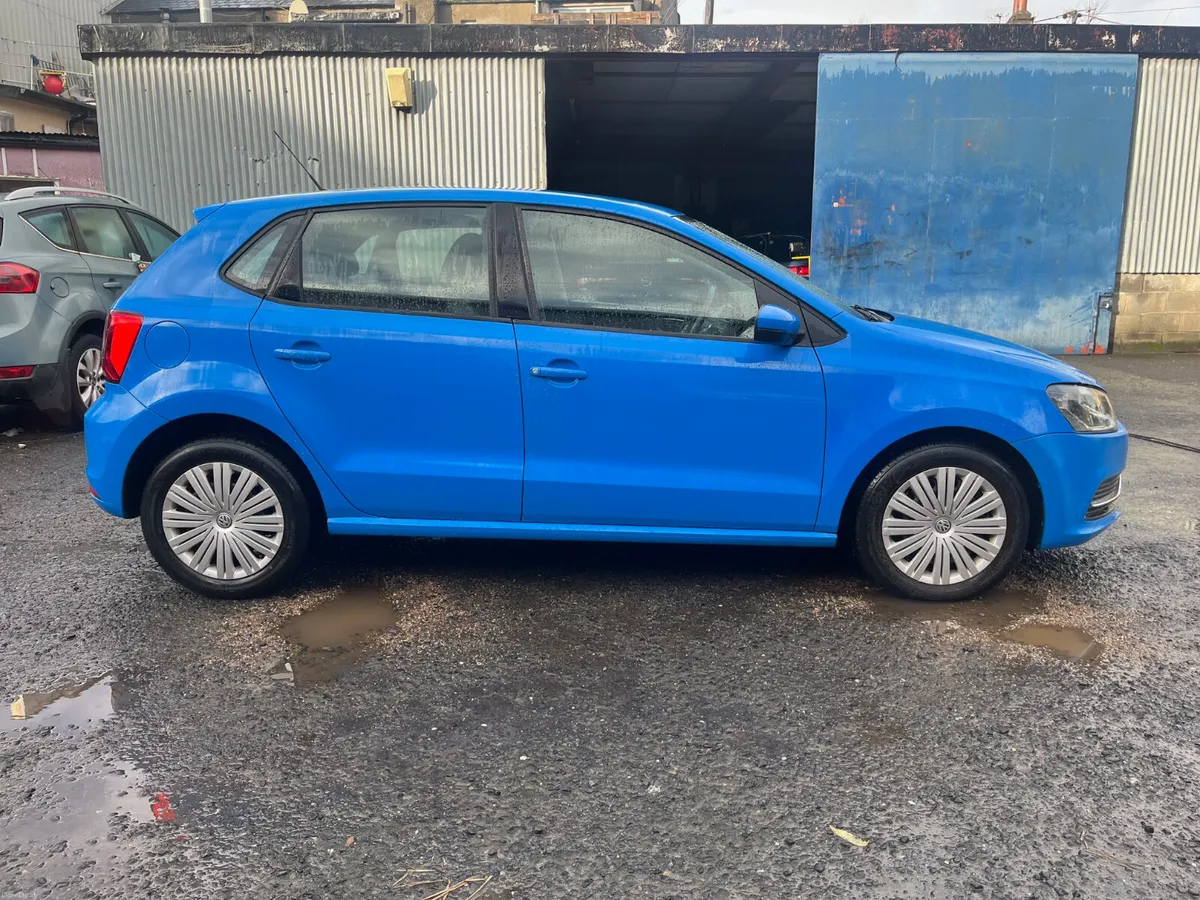 2015 VOLKSWAGEN POLO 12. AUTOMATIC 33,000KLM - Image 2