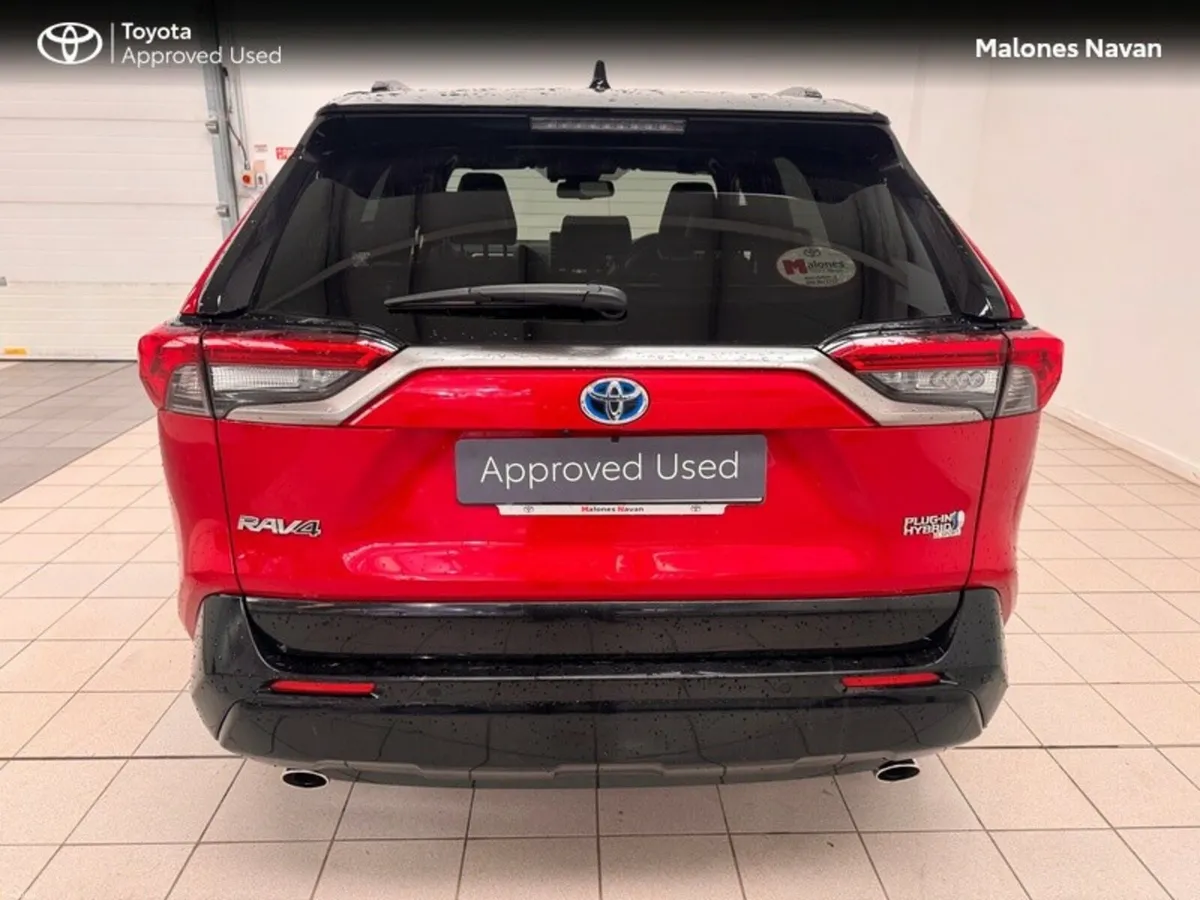Toyota RAV4 RAV4 PLUG-IN HYBRID SPORT 4DR - Image 4