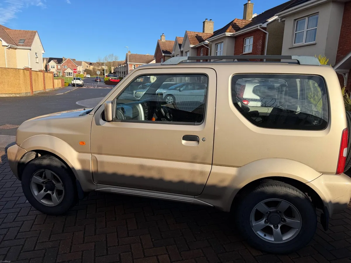 Suzuki Jimmy Automatic - Image 3