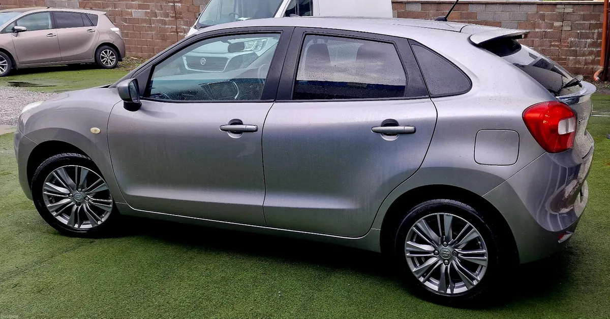 Suzuki Baleno 1.0 T LOW KM REV CAMERA NAV XENON - Image 3