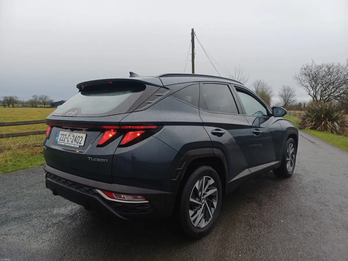 2022 (222) Hyundai Tucson IX35 EXECUTIVE 5DR - Image 4