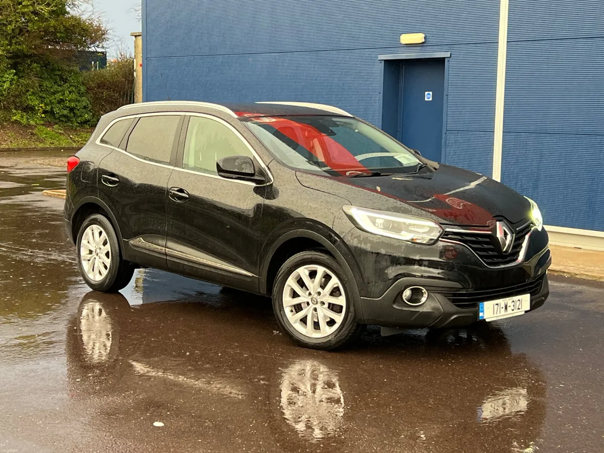 17 Renault Kadjar Automatic HIGH SPEC - Image 3