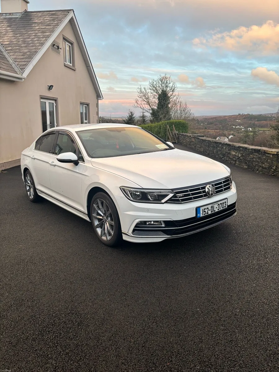 2015 VOLKSWAGEN PASSAT R-LINE 2.0TDI - Image 1