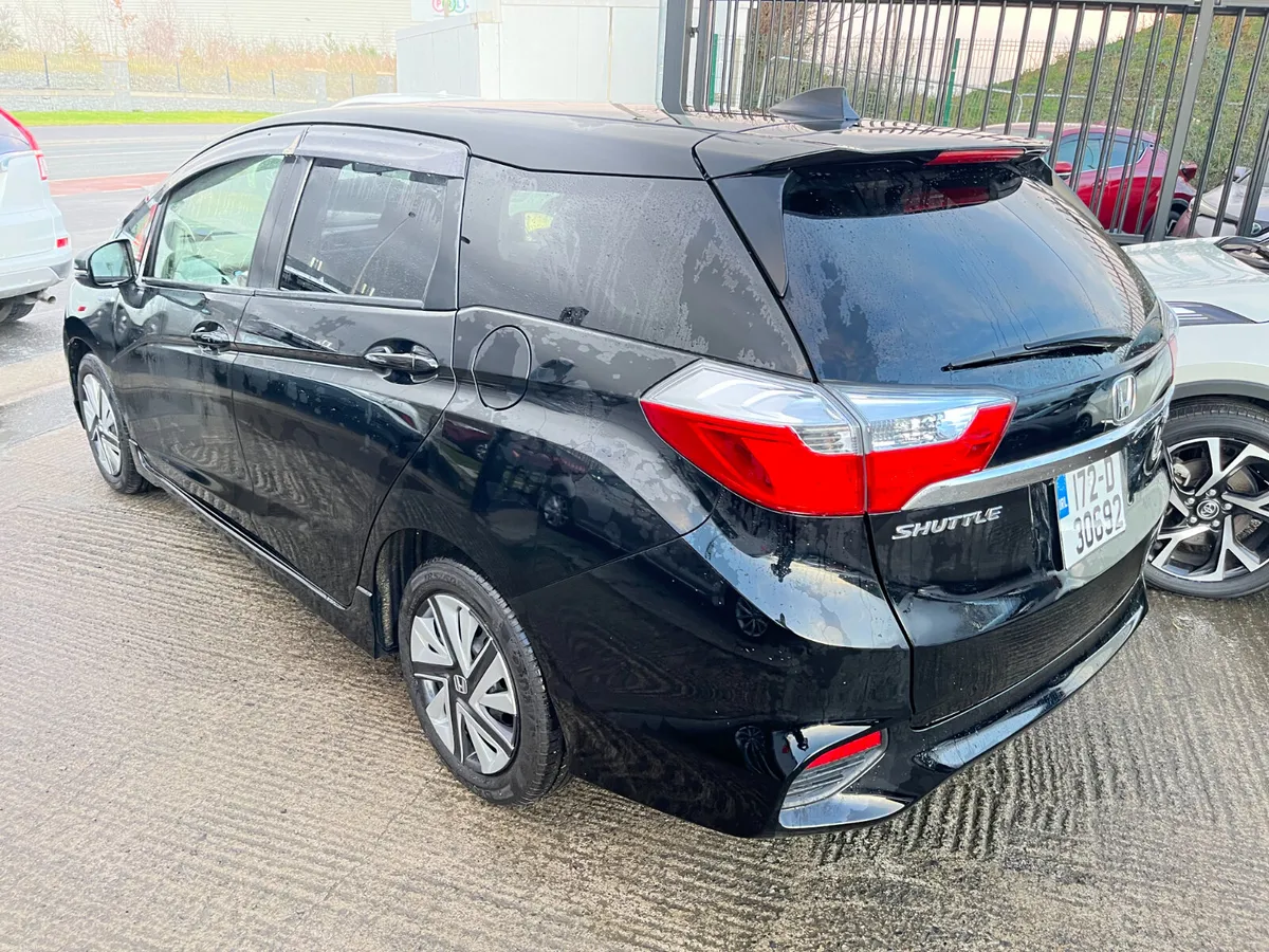 Honda Shuttle 2017, 1.5 HYBRID AUTO NEW NCT - Image 2