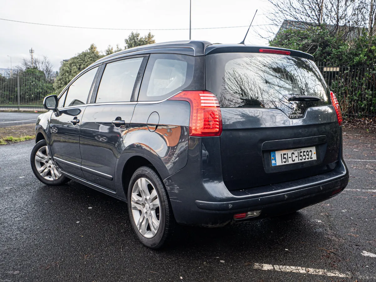 Peugeot 5008 2015 - Image 4