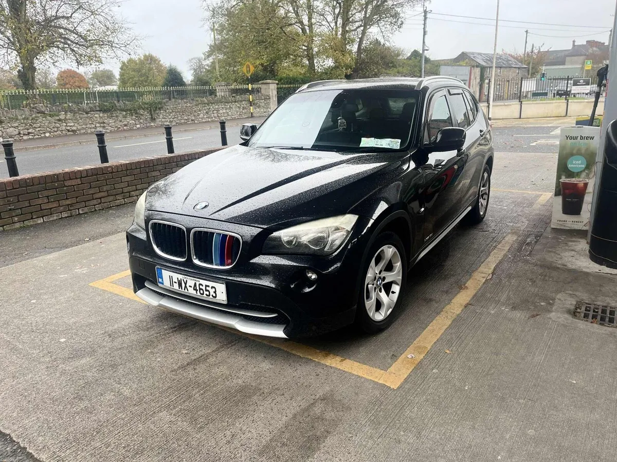 BMW X1 DRIVE - Image 1