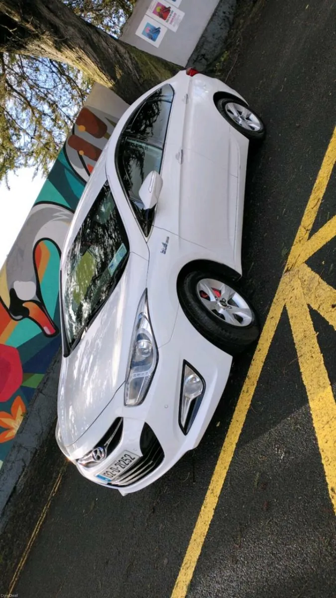 Hyundai i40 fresh test 140 mls €5950 ó n ó manual - Image 1