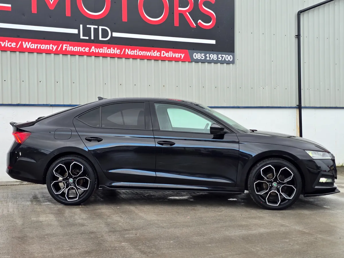 SKODA OCTAVIA 2022 2.0 TDI × MAXTON - Image 4
