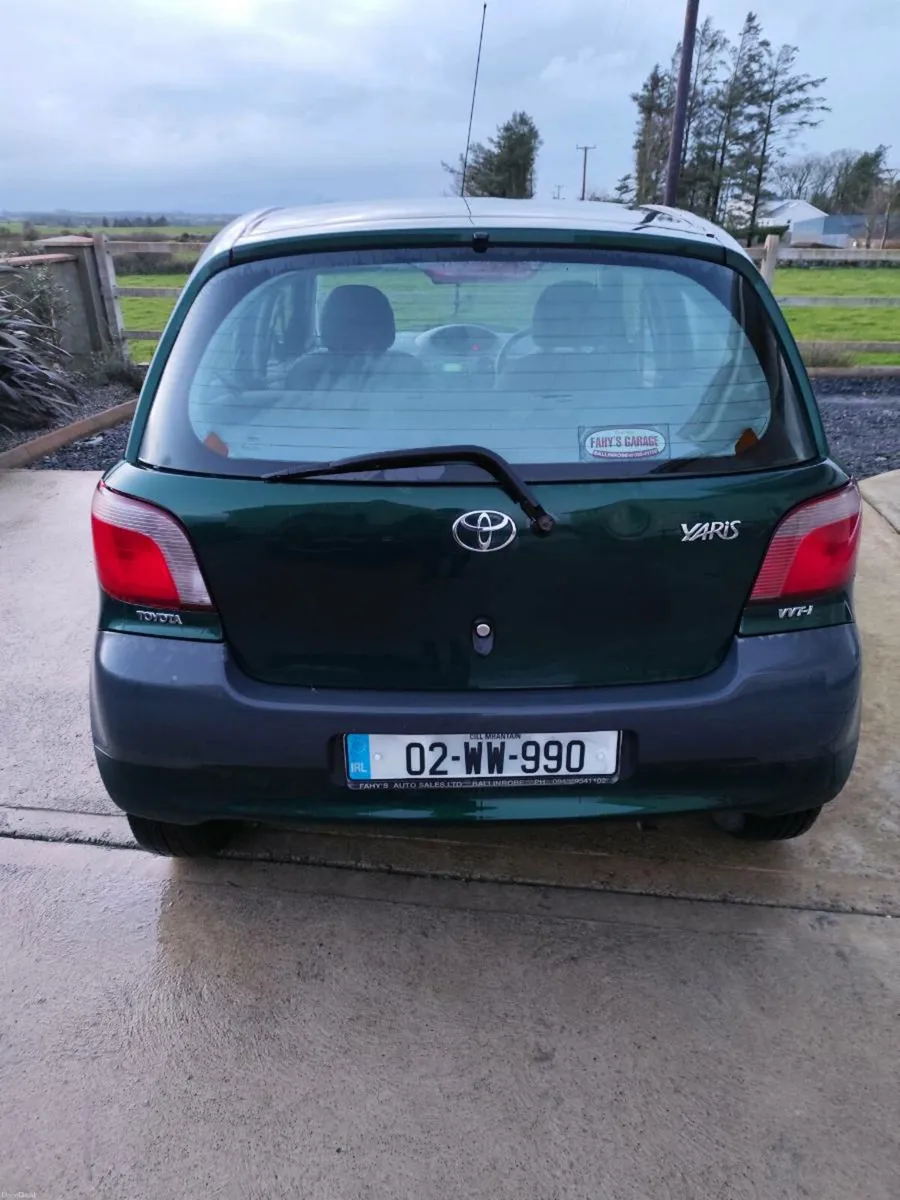 Low milage yaris - Image 4