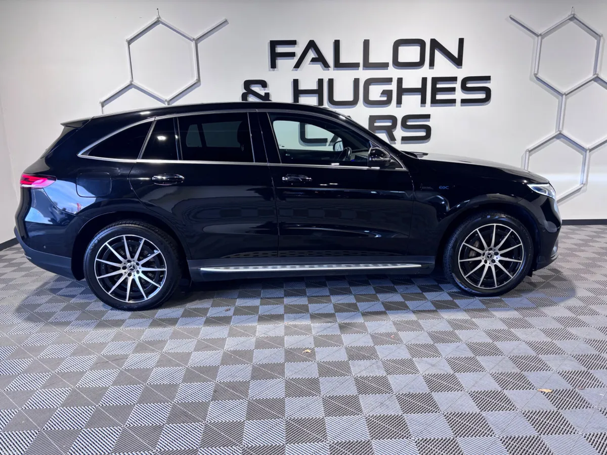 MERCEDES-BENZ EQC 400 AMG LINE 4MATIC // 202 REG - Image 4