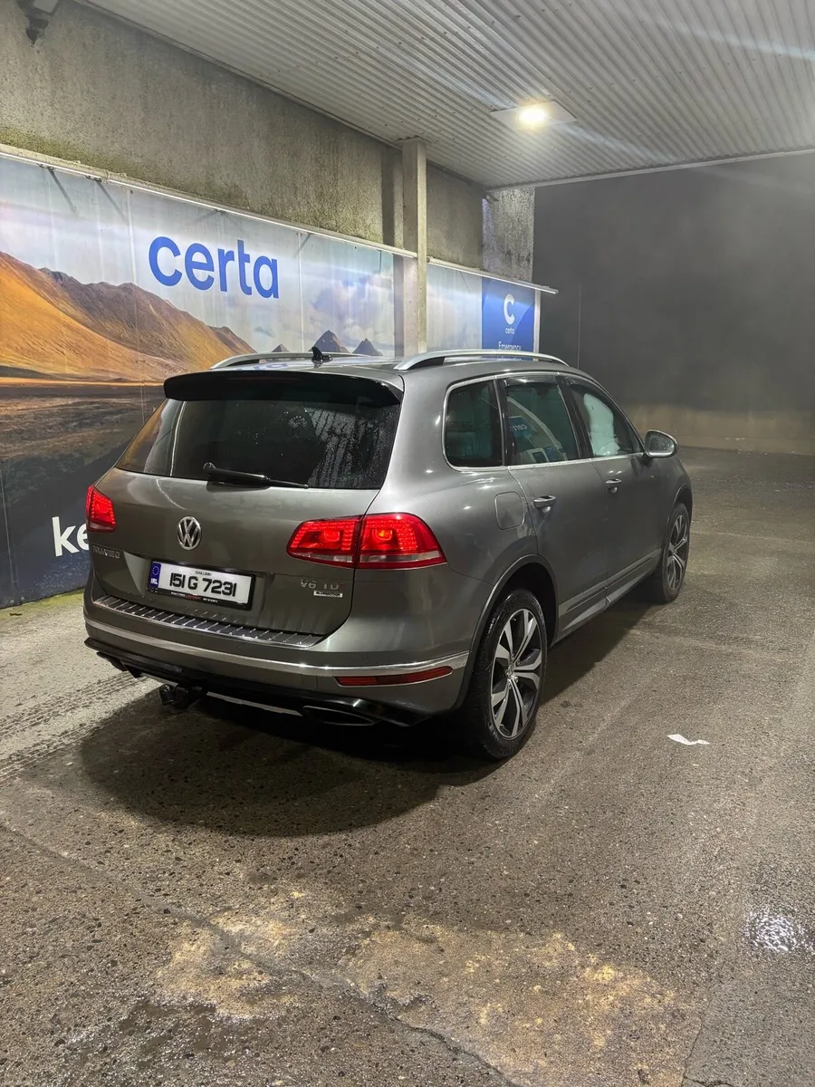 Volkswagen Touareg - Image 4