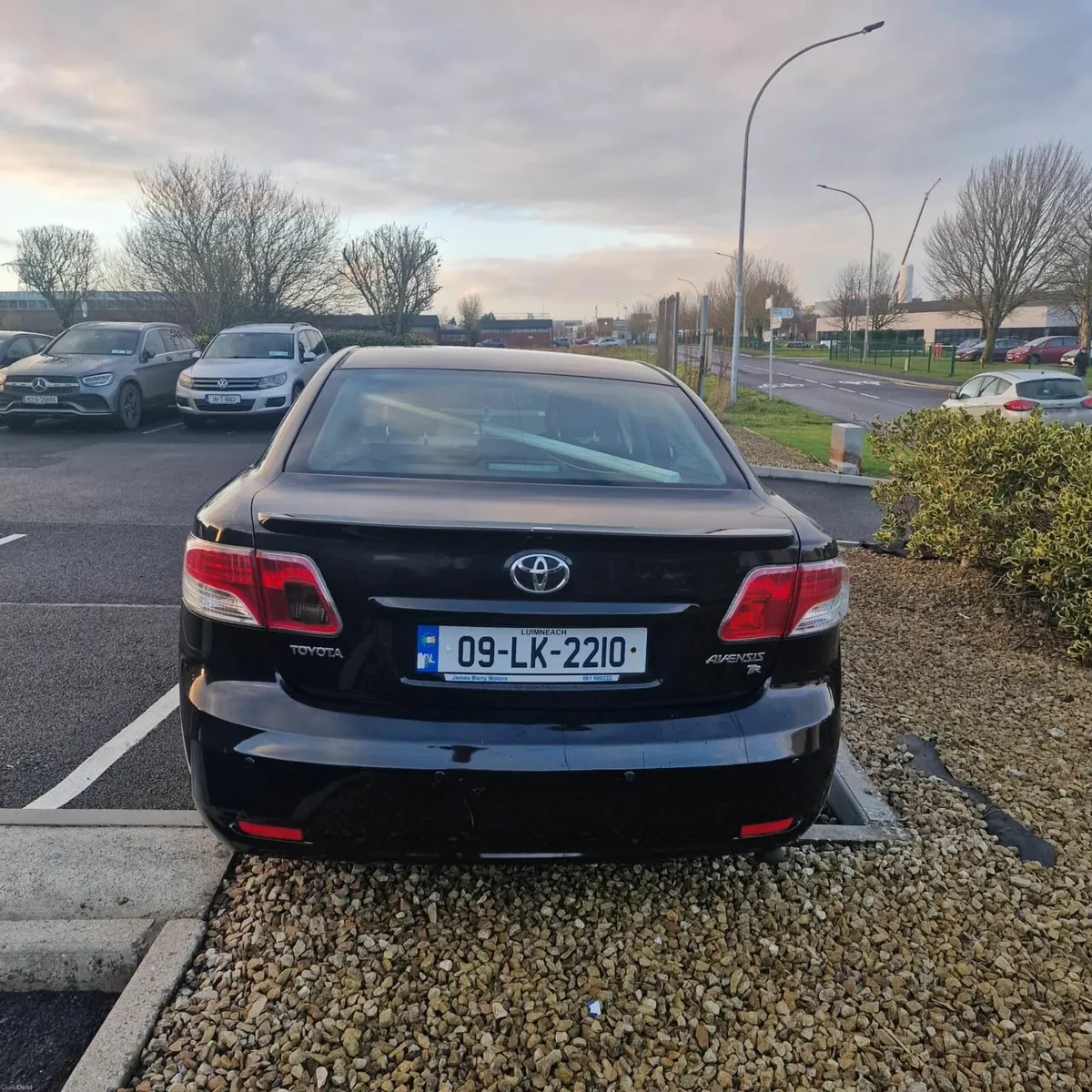 Toyota Avensis 2009 - Image 2