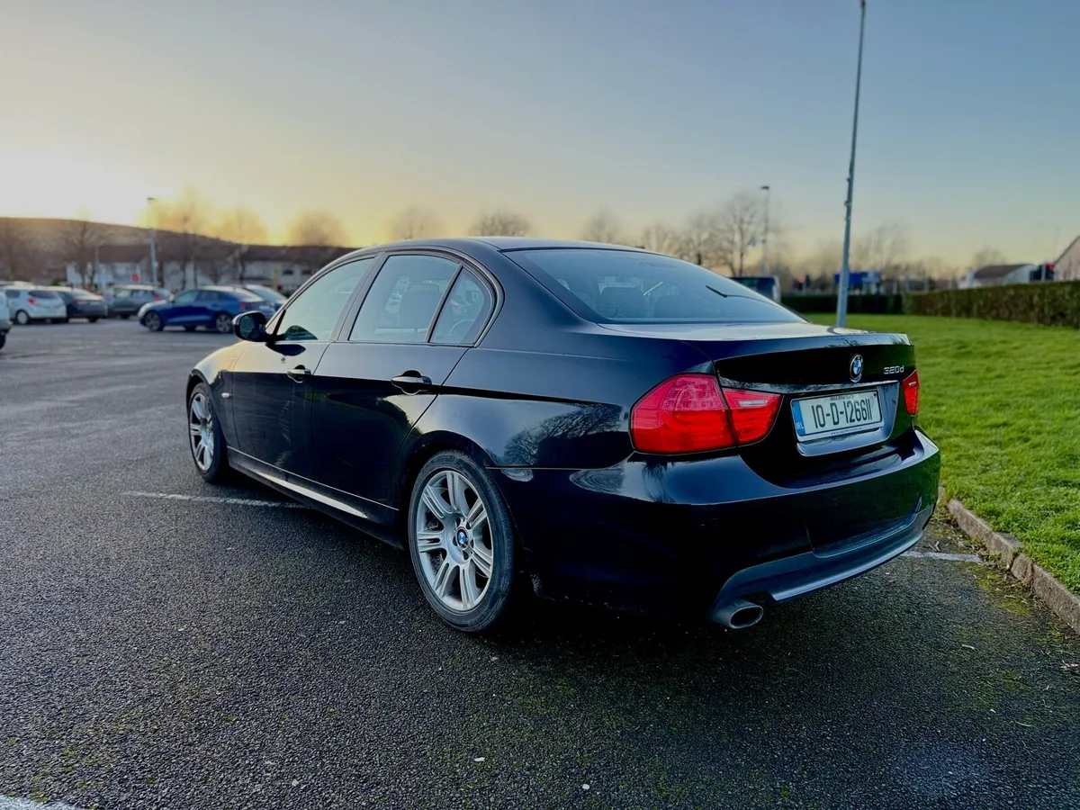 Bmw 3 series Msport - Image 3