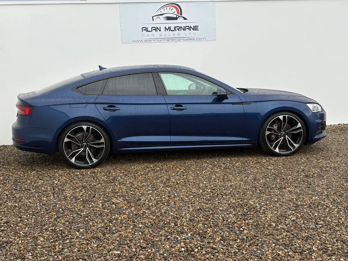 AUDI A5 BLACK EDITION STYLING 190BHP 2017 - Image 3