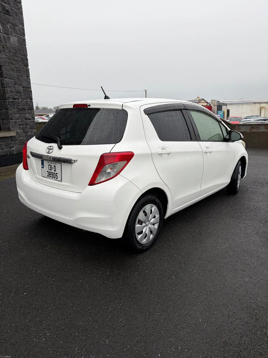 Toyota Vitz 2013 - Image 4