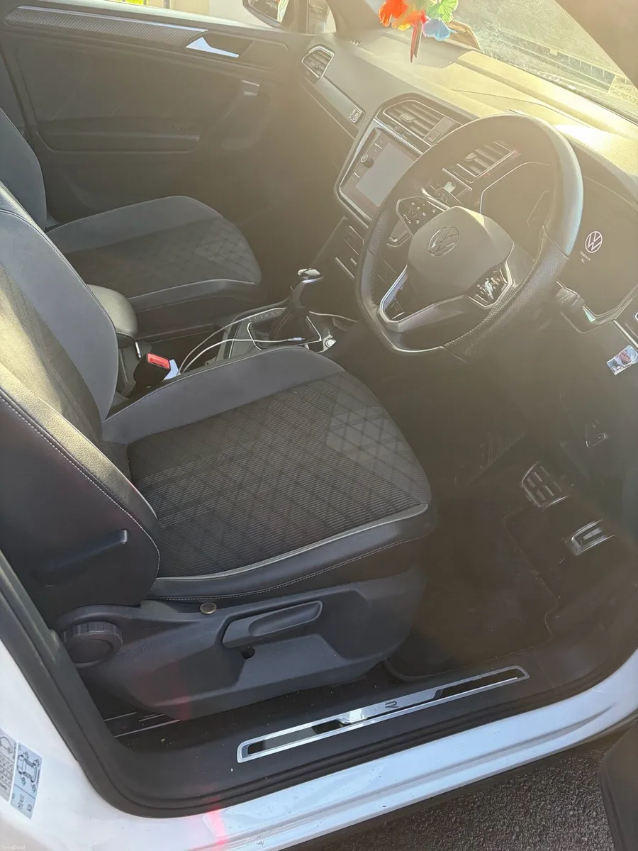 Volkswagen Tiguan - Image 4