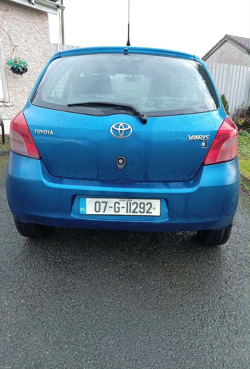 Toyota Yaris 2007 - Image 4