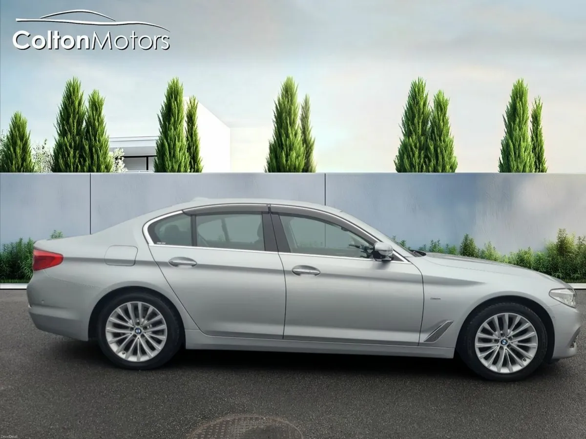 BMW 5-Series Luxury Line AUTO - Image 3