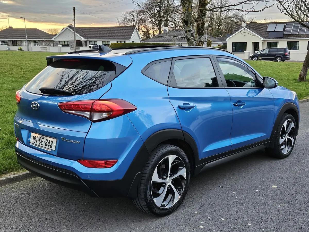 Hyundai tucson premium se 1.7crdi top spec - Image 2