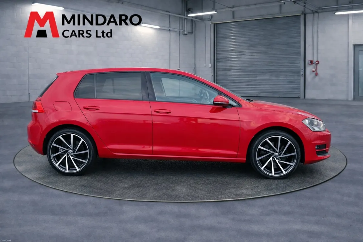 Volkswagen Golf 2016//PETROL//EXCELLENT CONDTION