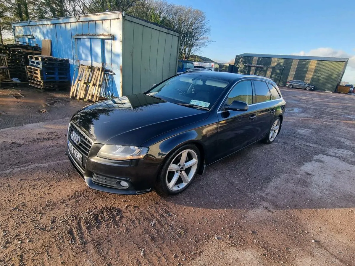 Audi a4 2010 , automatic,  Avant - Image 2