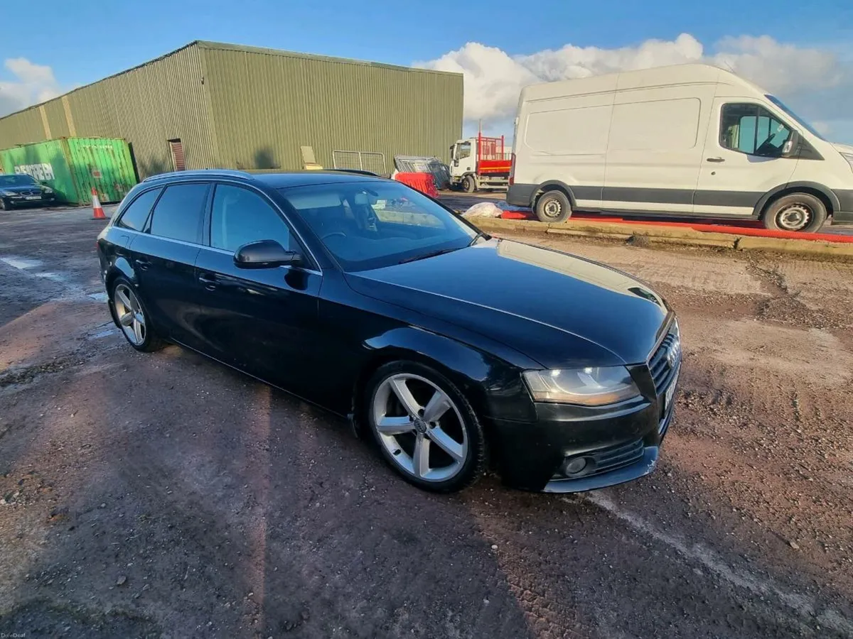 Audi a4 2010 , automatic,  Avant - Image 3
