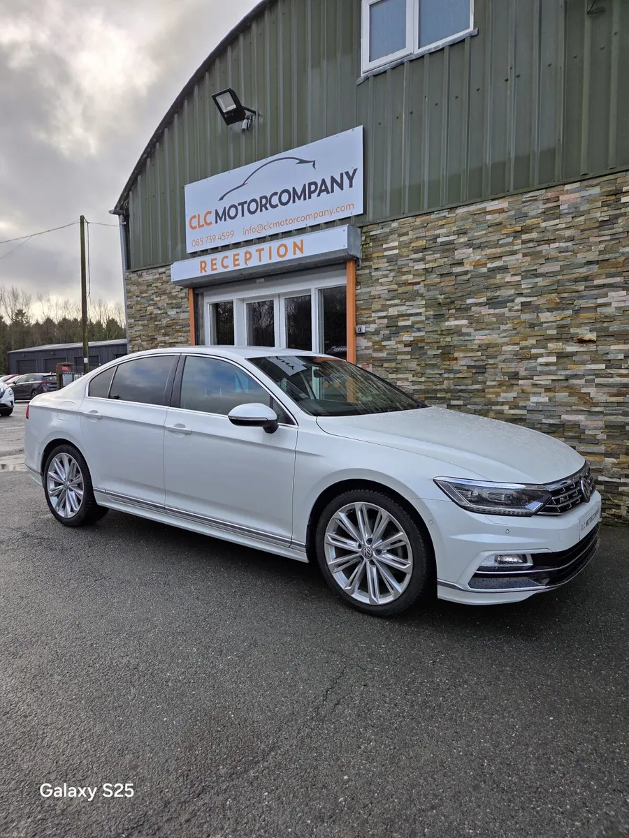 2017 VW PASSET R LINE - Image 4
