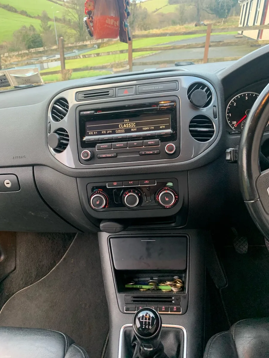 Volkswagen Tiguan - Image 4