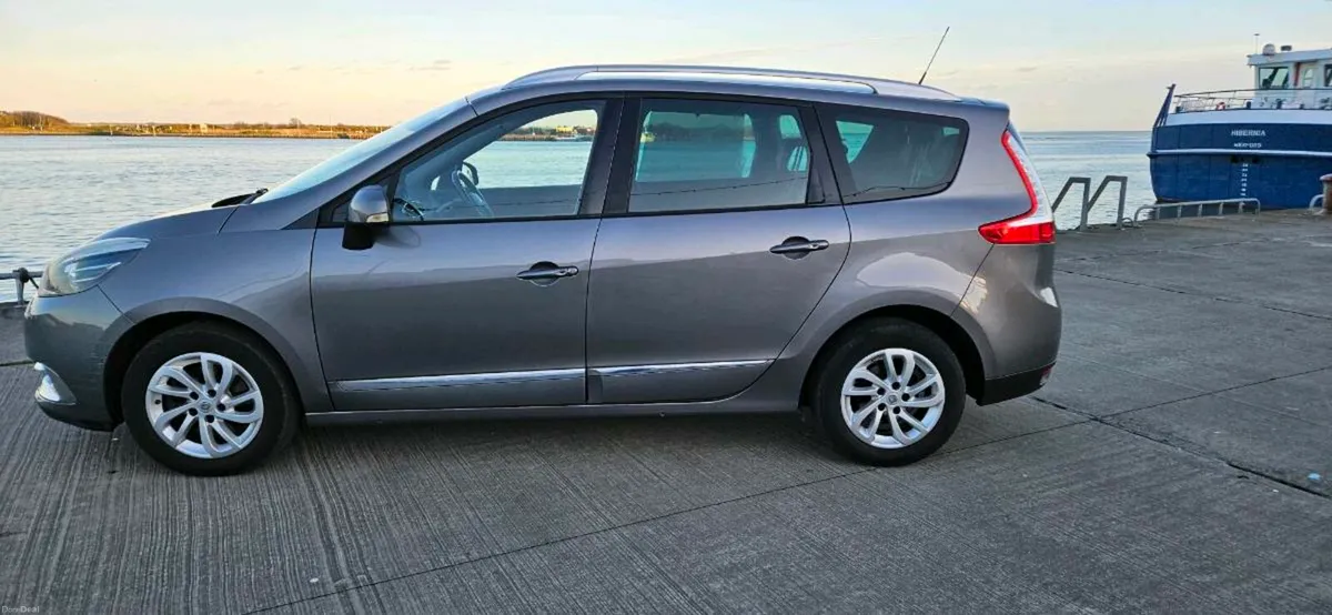 Renault Grand Scenic 7 Seater - Image 3