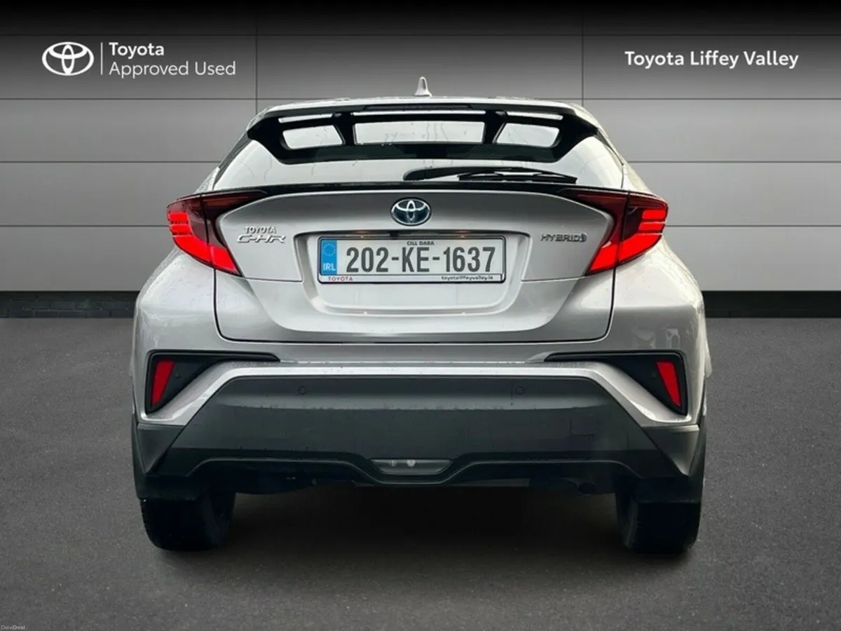 Toyota C-HR 1.8 HYBRID SOL 4DR A AUTO - Image 4