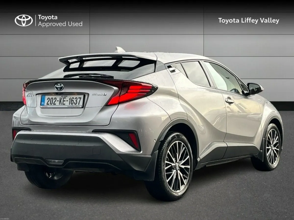 Toyota C-HR 1.8 HYBRID SOL 4DR A AUTO - Image 2