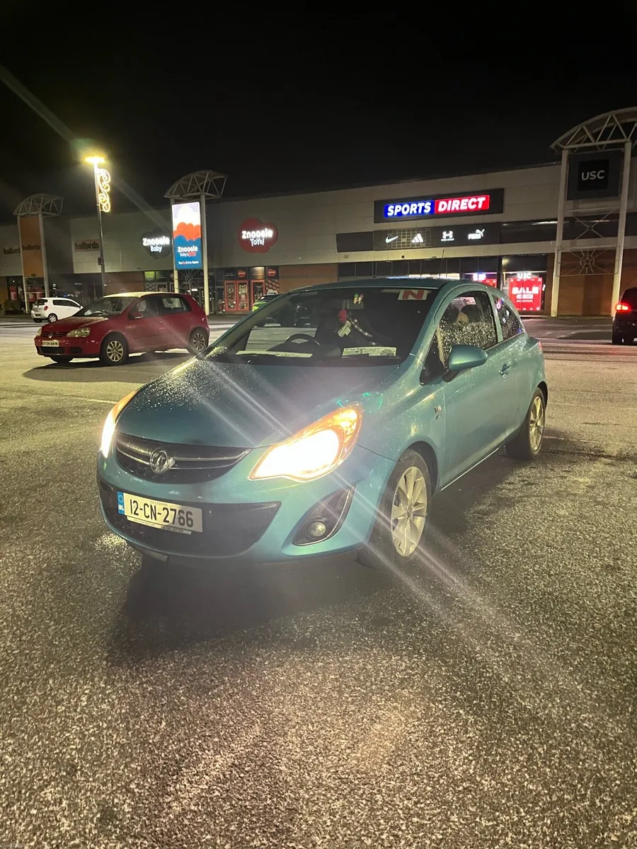 3 door vauxhall corsa - Image 1