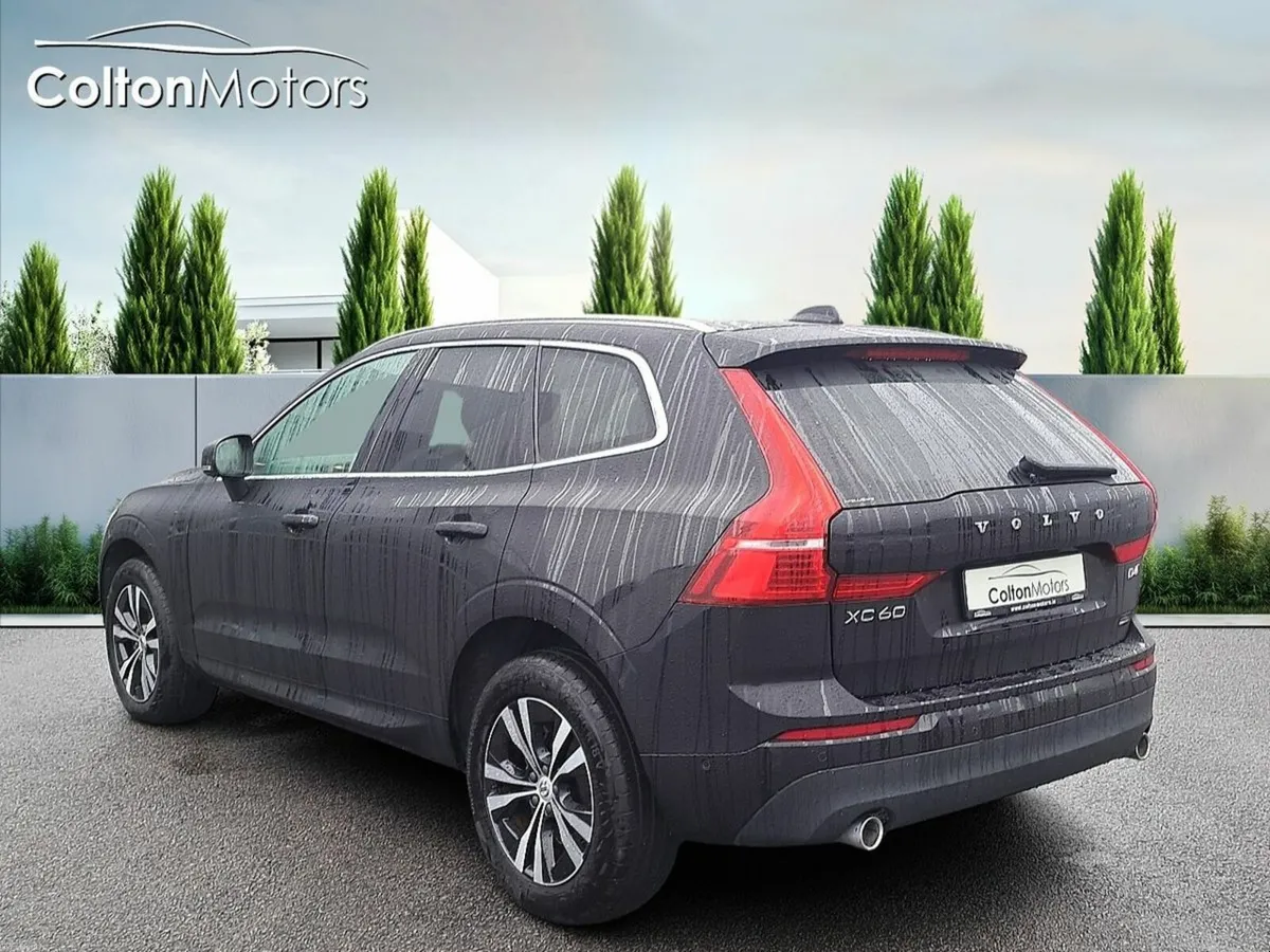 Volvo XC60 Momentum AUTO D4 AWD - Image 3
