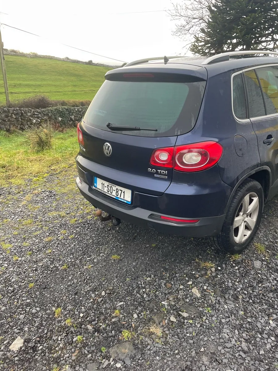 Volkswagen Tiguan 2011 - Image 4