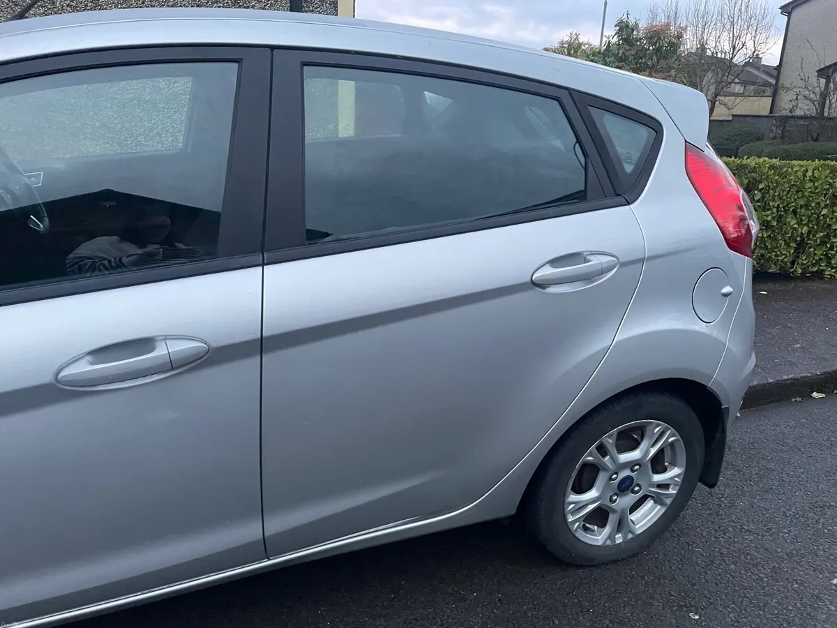 Ford Fiesta 2016 - Image 4