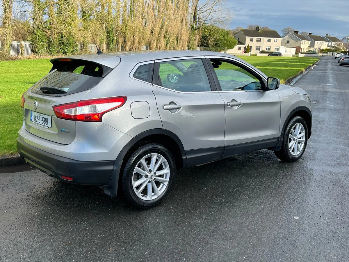 2014 Qashqai, New NCT, Service History, Immaculate - Image 2