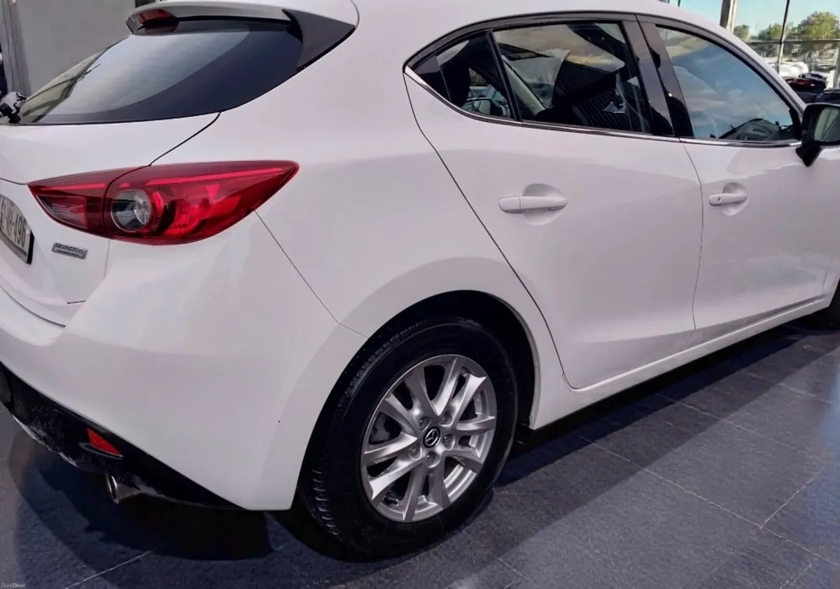 🔵 Mazda3 2.2 Diesel EXECUTIVE ONLY 86000 KM - Image 2