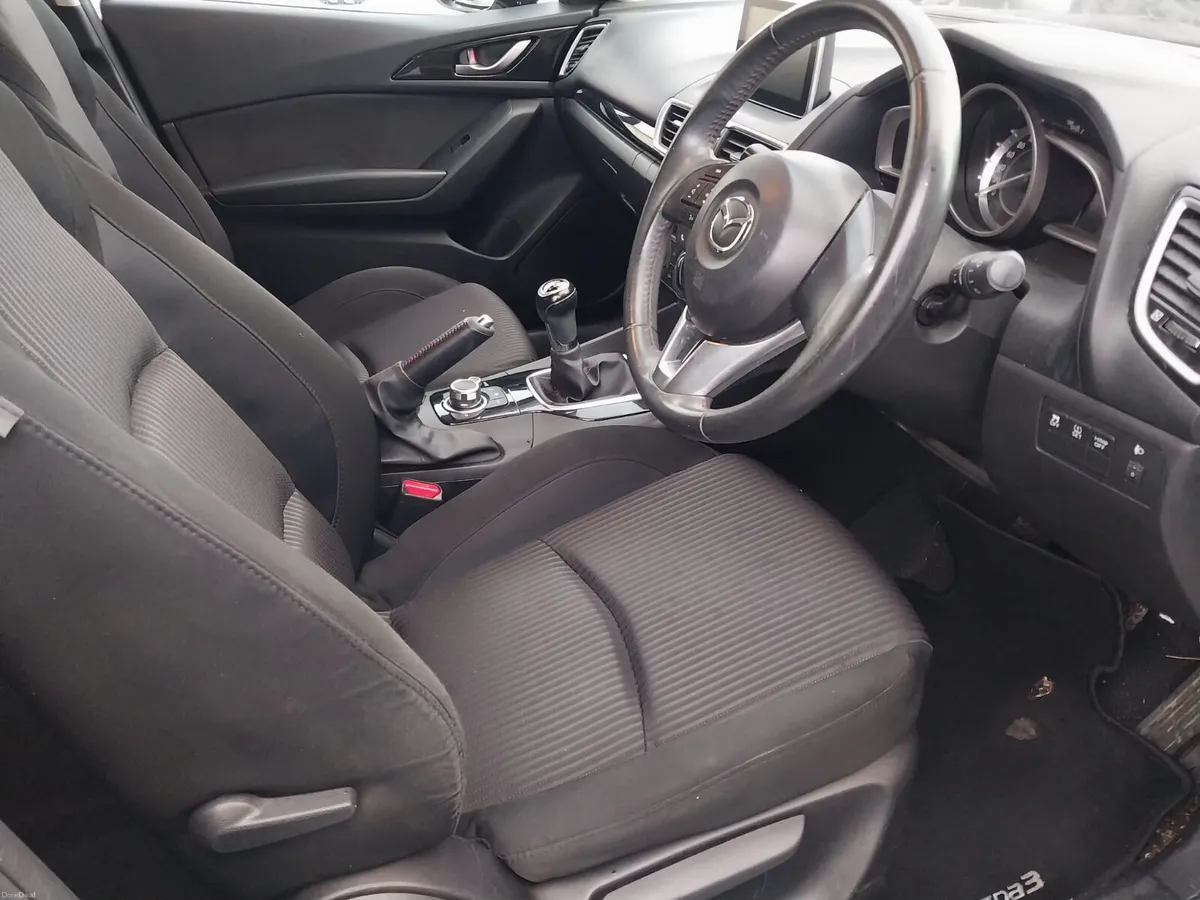 🔵 Mazda3 2.2 Diesel EXECUTIVE ONLY 86000 KM - Image 3