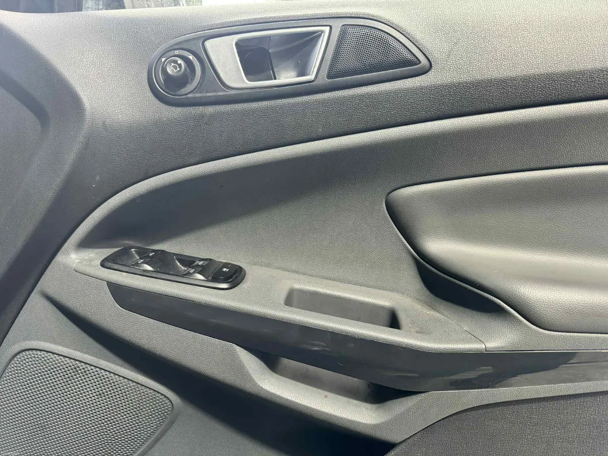 Ford EcoSport 2014 - Image 3