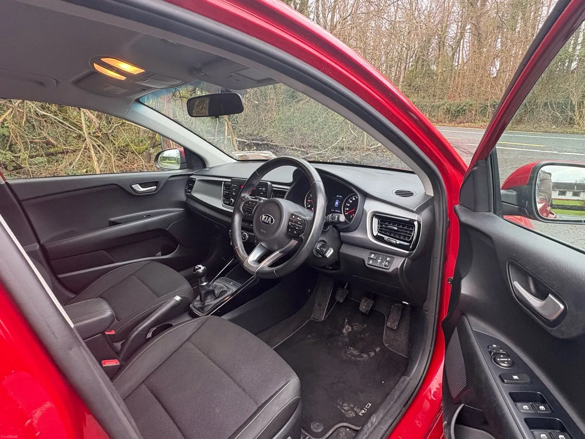 2017 Kia Rio - Image 4
