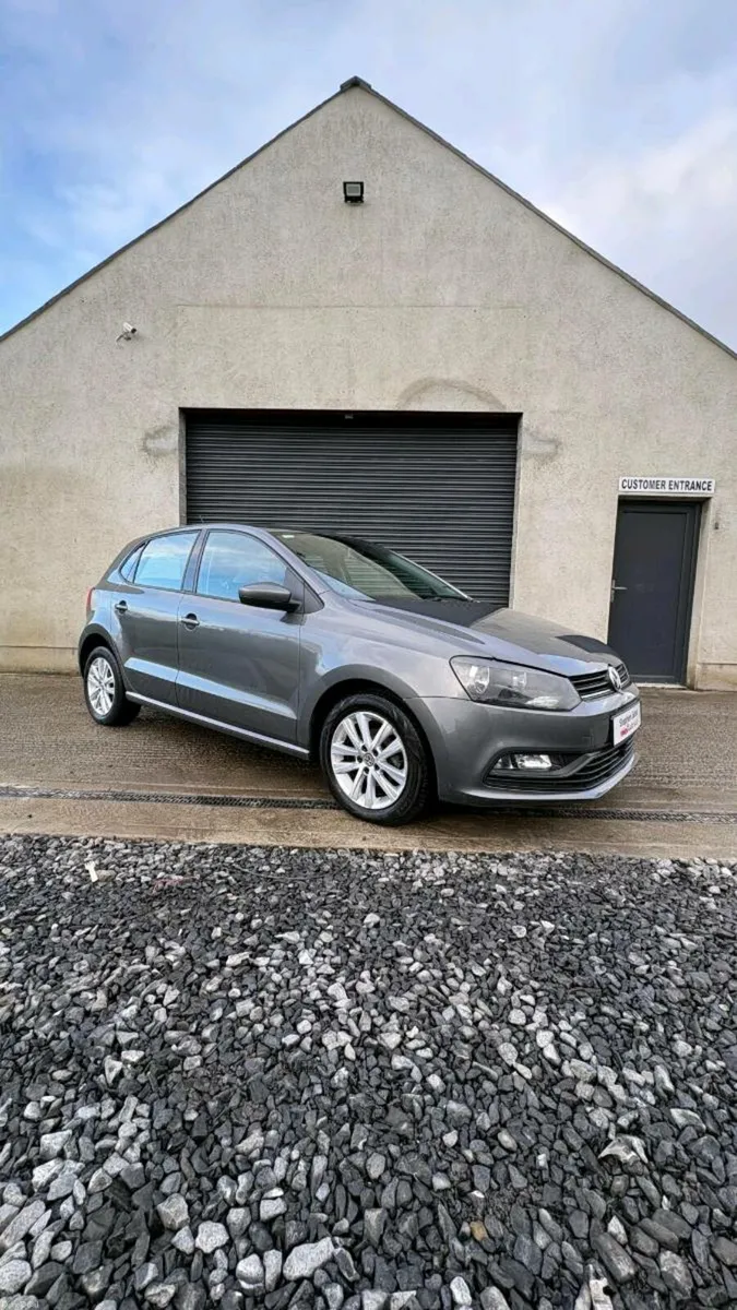 Volkswagen Polo 2017 - Image 1