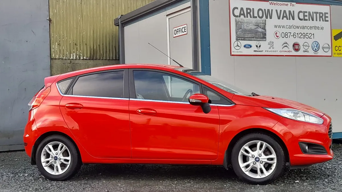 2015 Ford Fiesta 1.0 EcoBoost 95PS S/S Zetec - Image 1