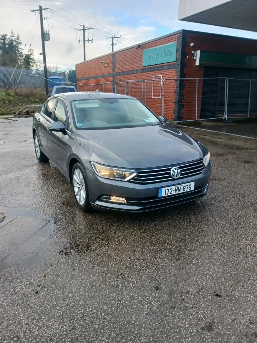 2017 volkswagon passat ... nct 11/2027 - Image 2