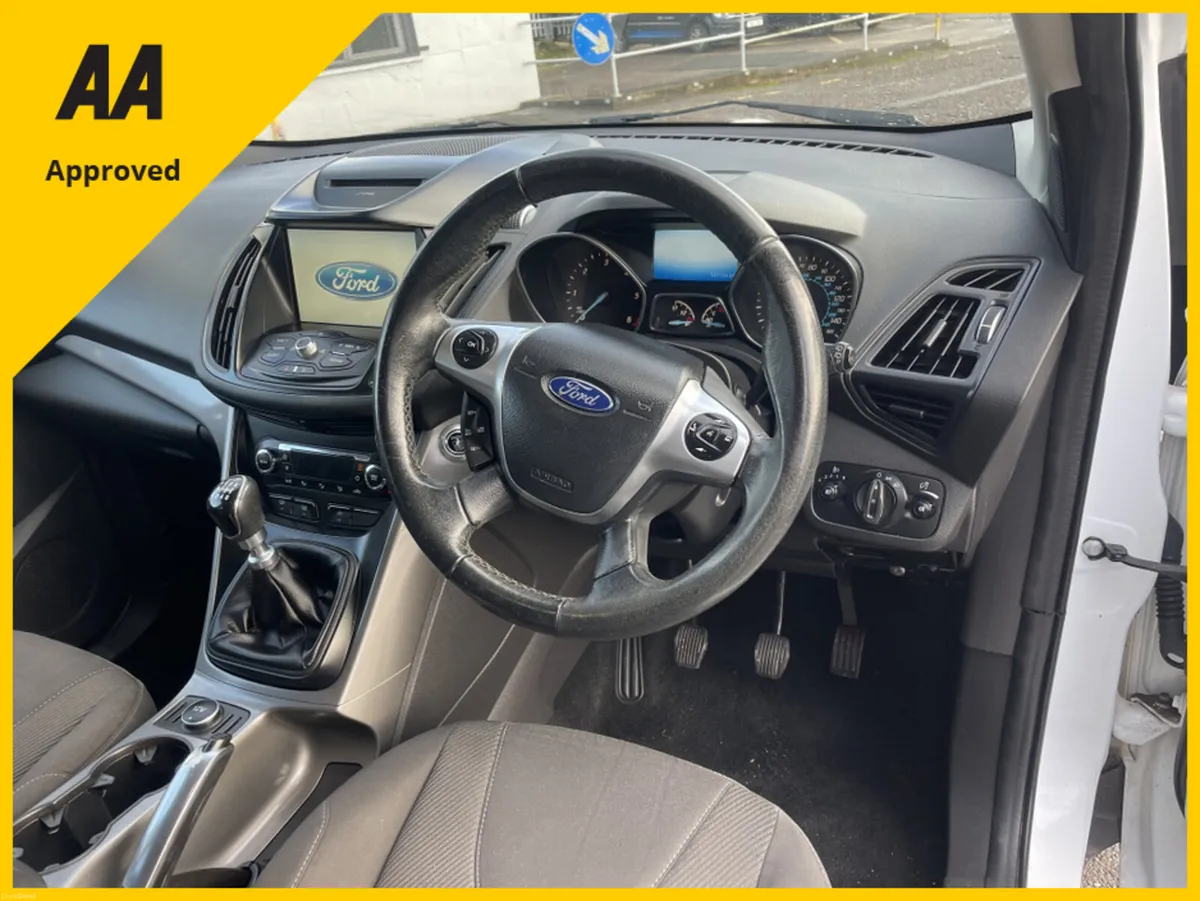 Ford Kuga ZETEC TDCI FREE DELIVERY - Image 4