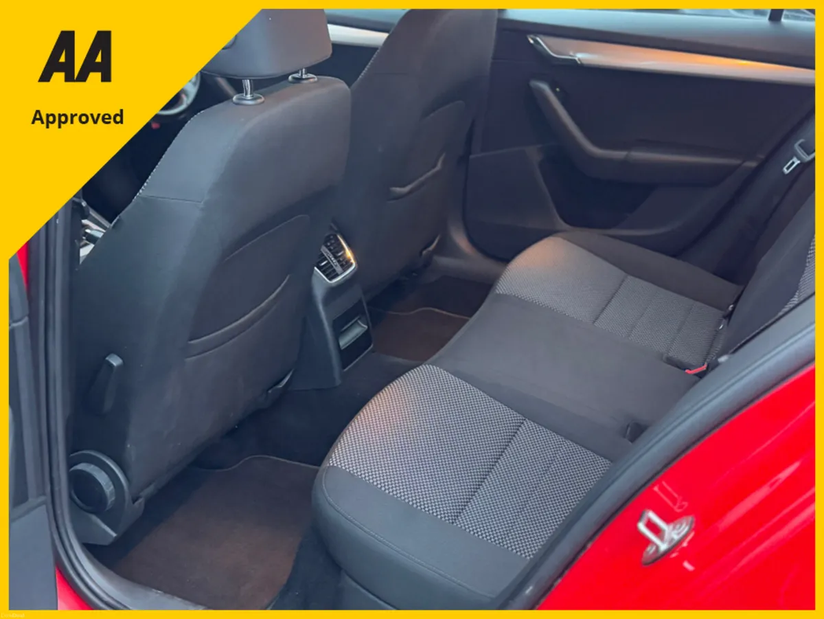 Skoda Octavia AMBITION 1.6 TDI 90HP 4DR - Image 3