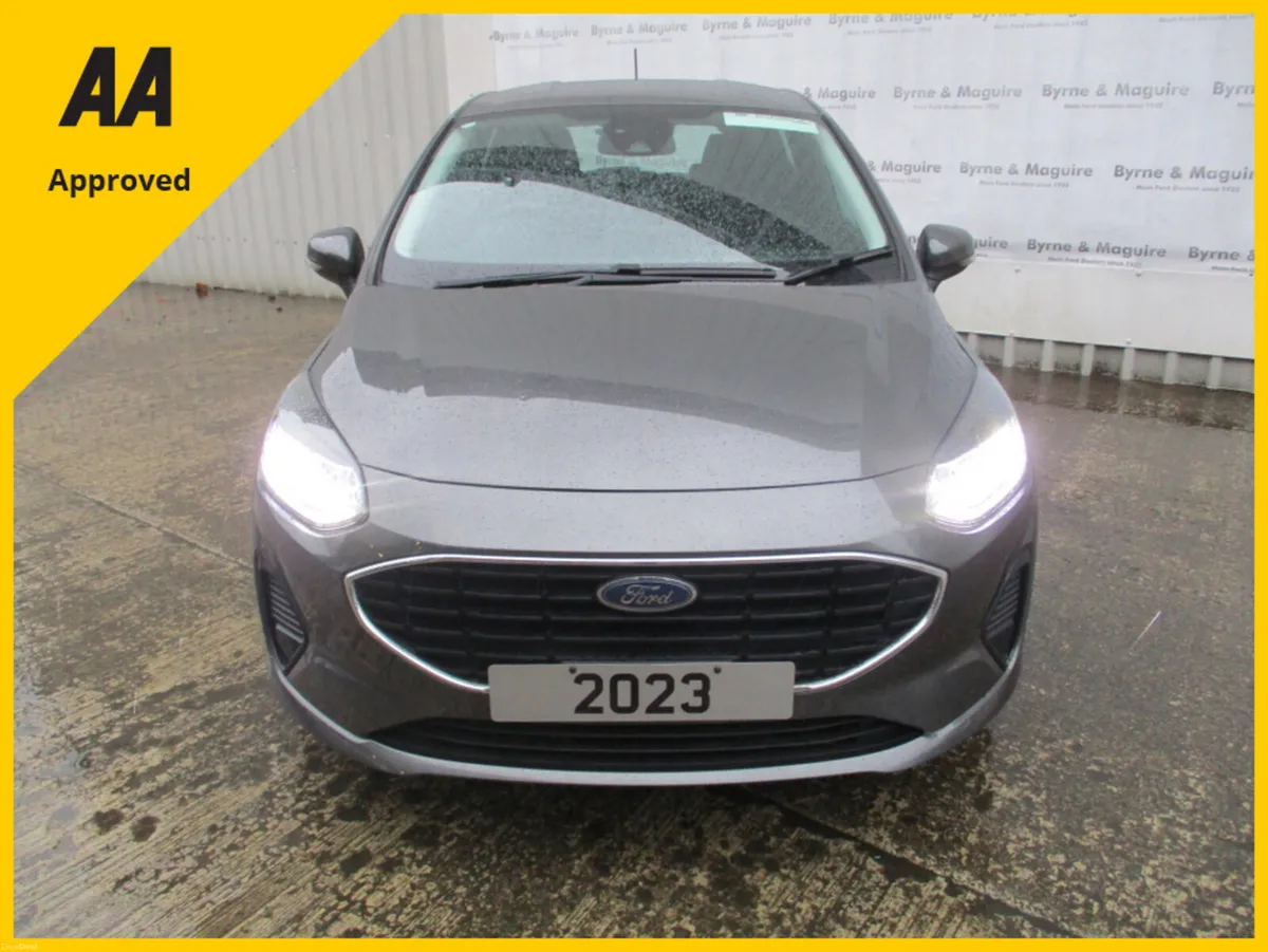 Ford Fiesta HIGH SPEC TREND WITH PARKING PACK ONLY - Image 4